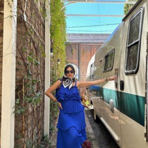 Vestido Azul con Olanes